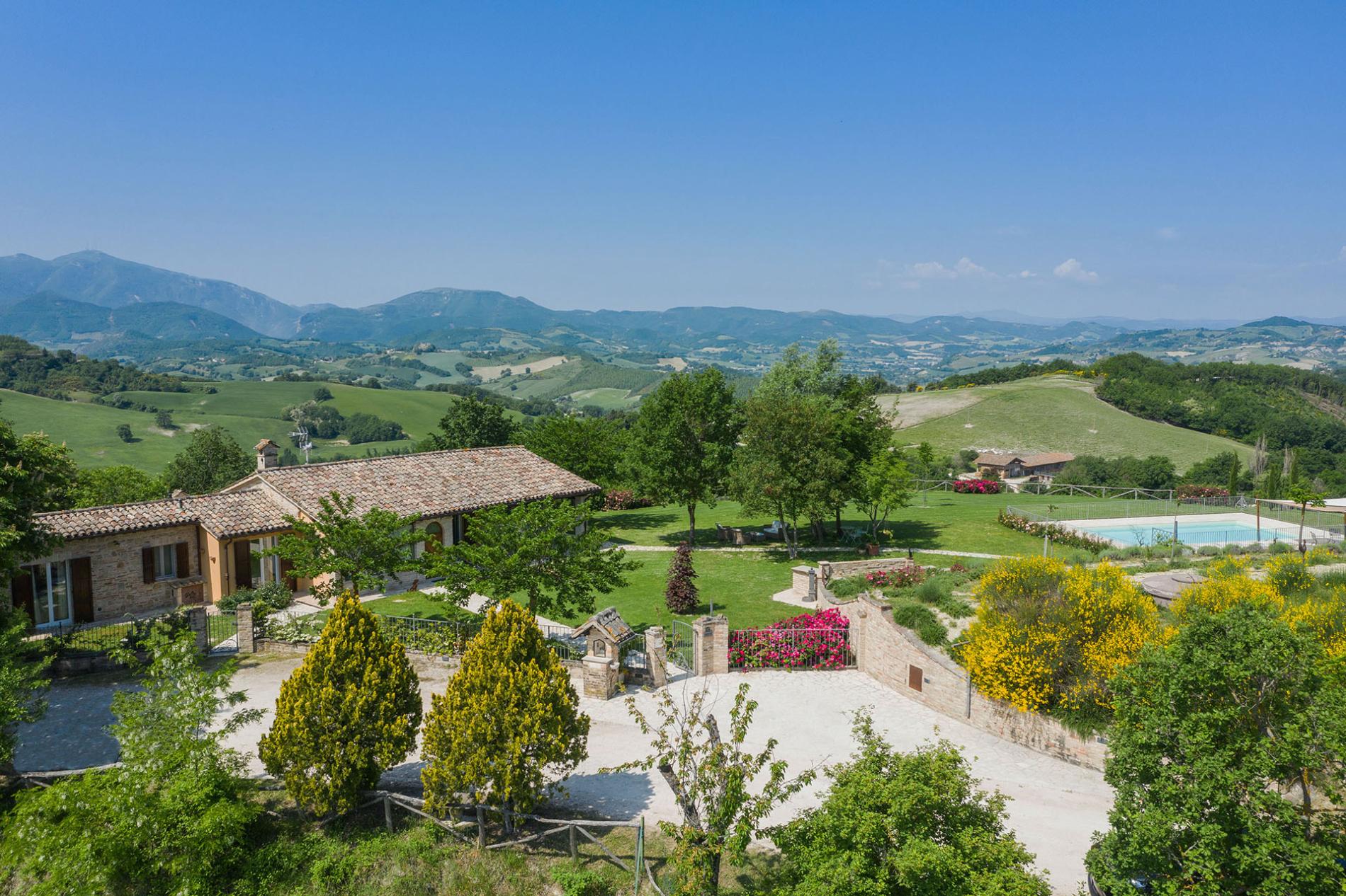 httpssecure.365villas.comgetimageuploadsconfigalessandrapropertygallery420220705_134820jpg-11