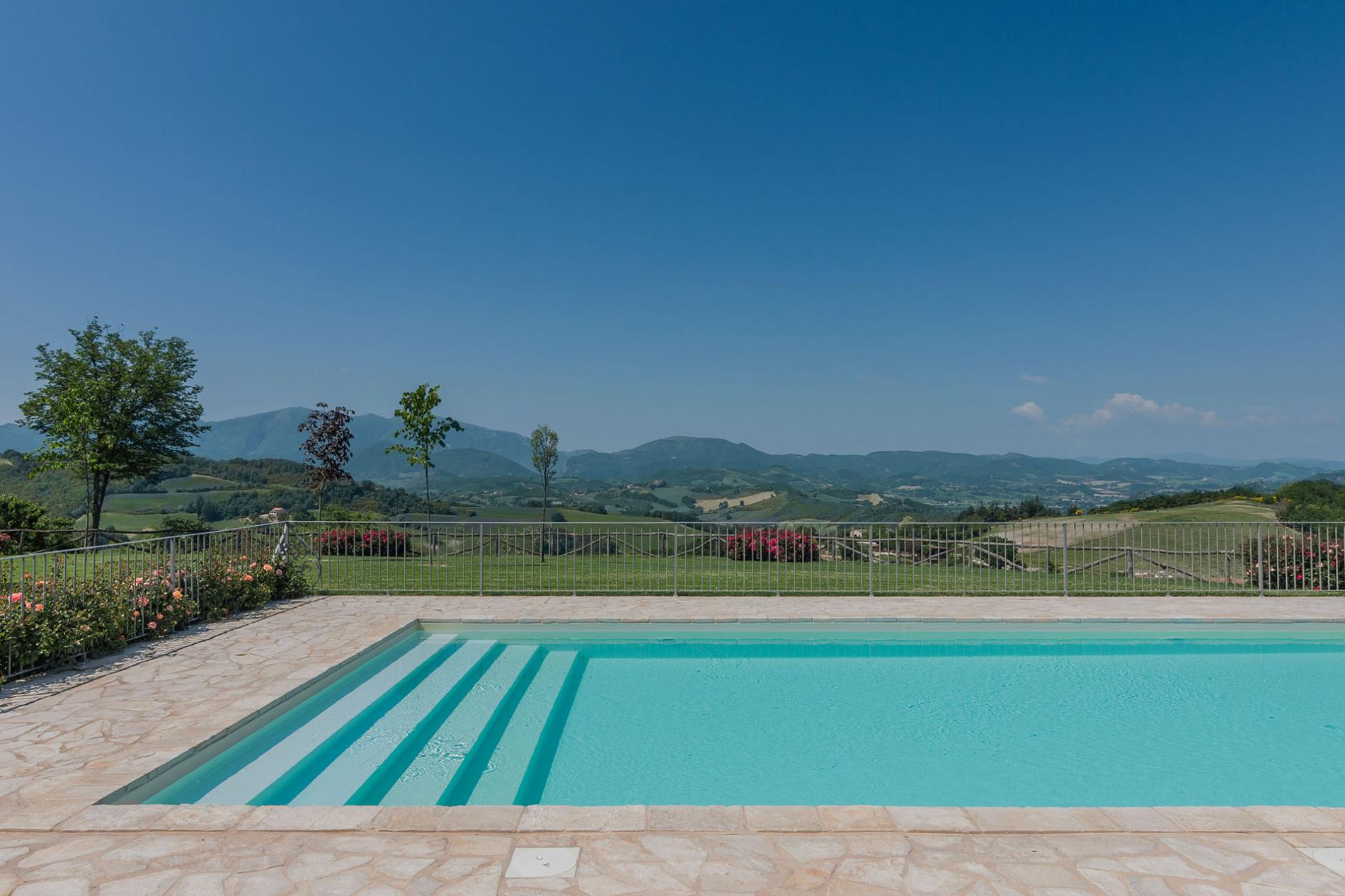 httpssecure.365villas.comgetimageuploadsconfigalessandrapropertygallery420220705_134909jpg-11