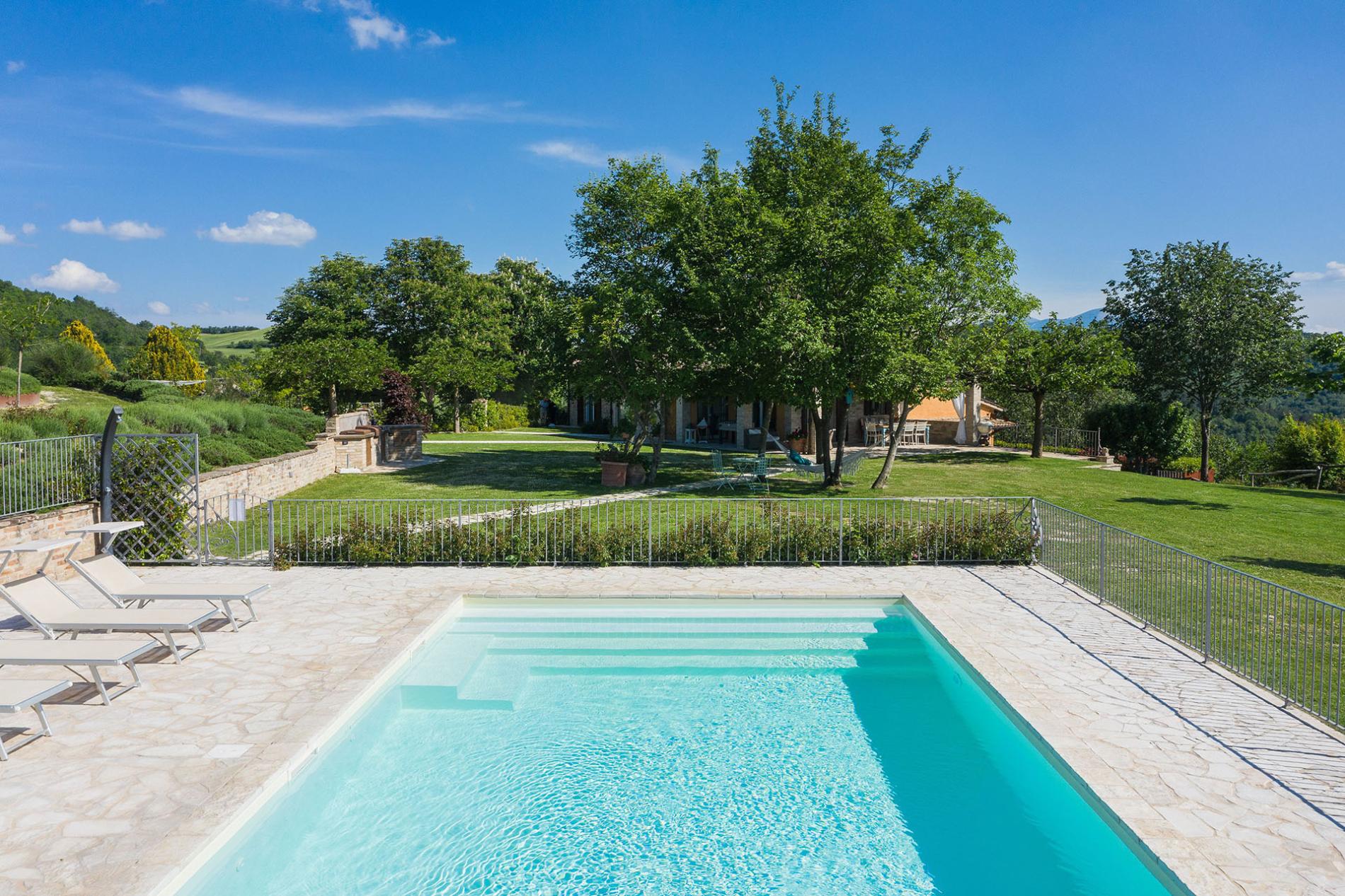 httpssecure.365villas.comgetimageuploadsconfigalessandrapropertygallery420250902_014313_550jpg