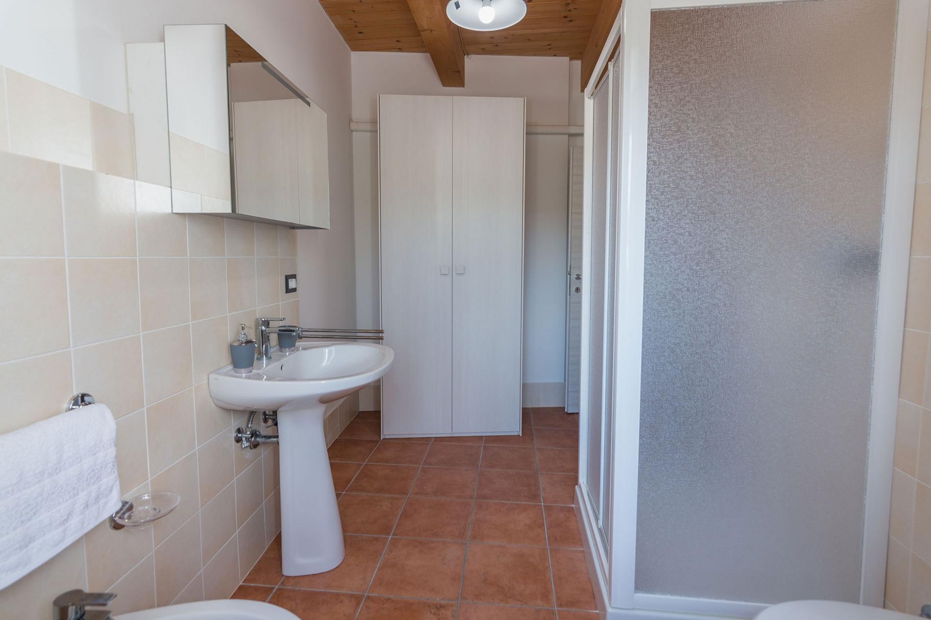 httpssecure.365villas.comgetimageuploadsconfigalessandrapropertygallery920211011_020436jpg-2
