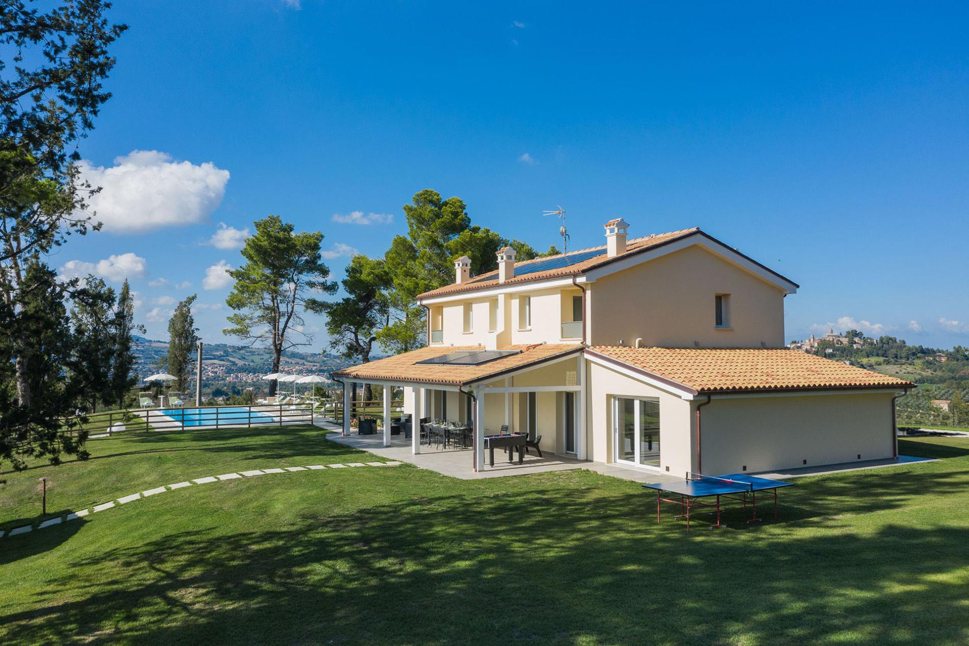 httpssecure.365villas.comgetimageuploadsconfigalessandrapropertygallery23420251009_002806_8402jpg