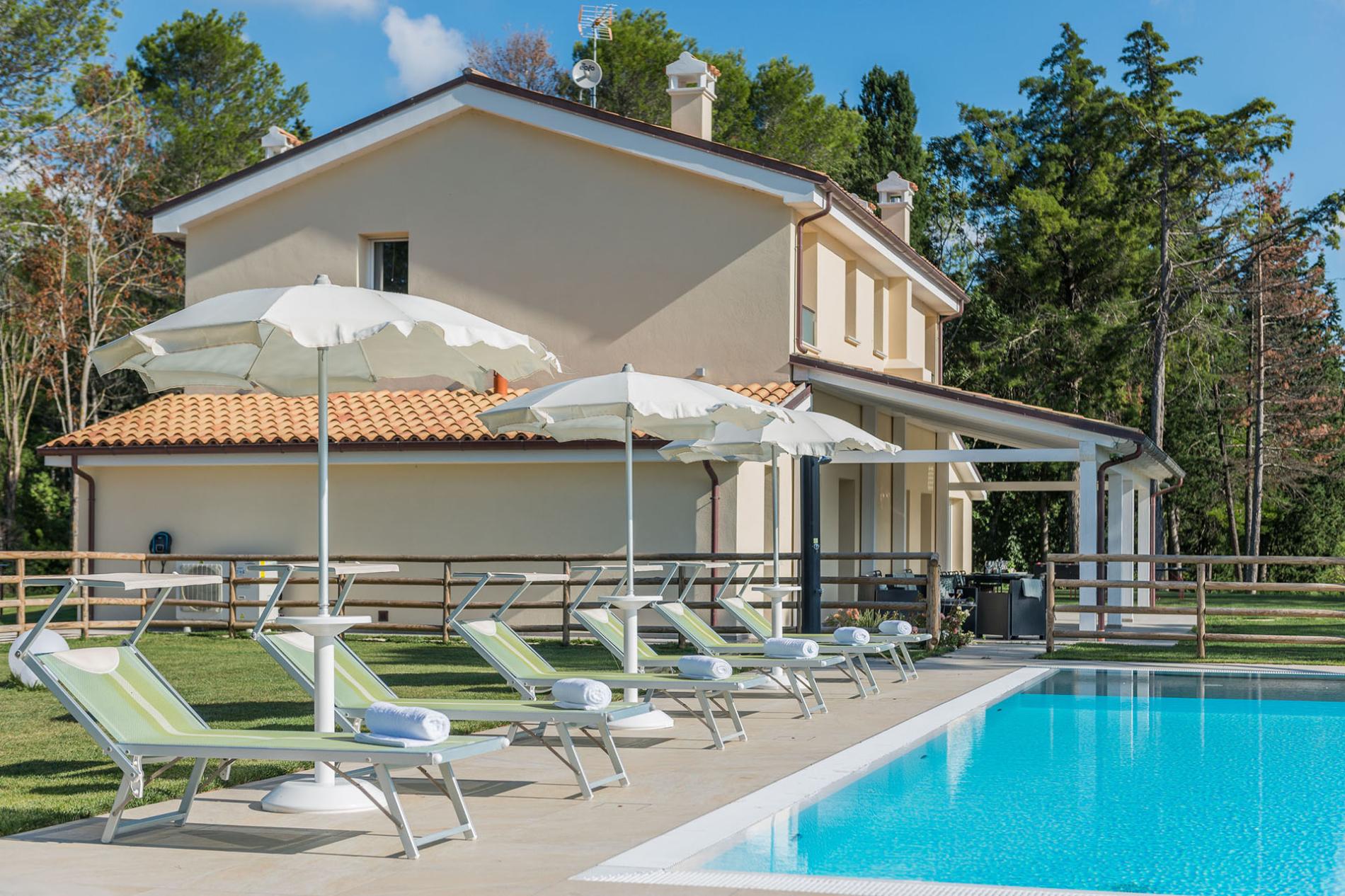 httpssecure.365villas.comgetimageuploadsconfigalessandrapropertygallery23420251009_002828_6009jpg